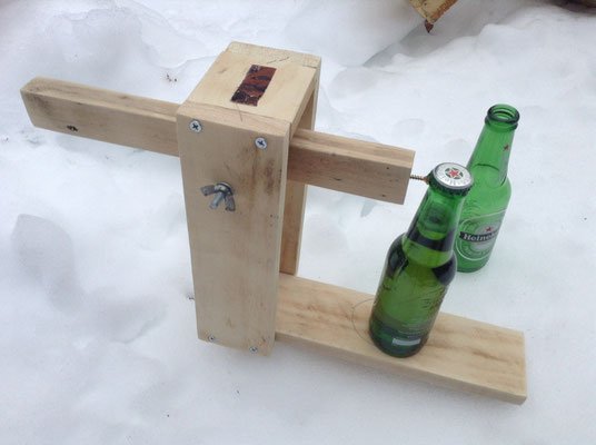 Comment fabriquer une CATAPULTE pour ouvrir les bières en palette ?